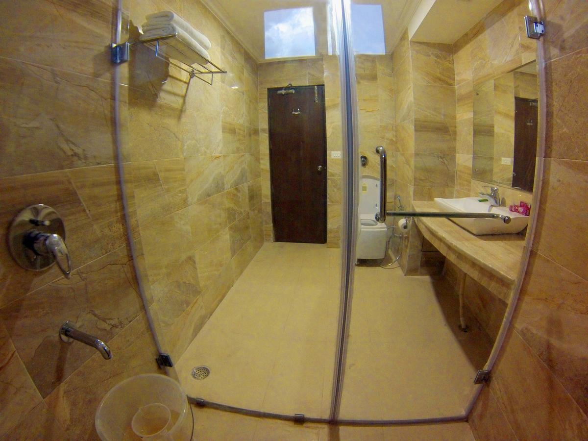 Anurag Hotel Катра Экстерьер фото
